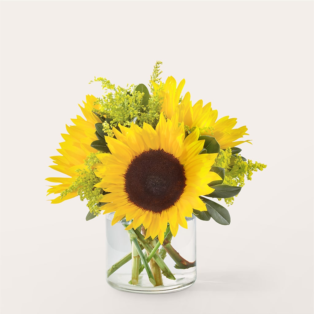 Beaming Sunflower Bouquet – Calumet Florist, Calumet City IL