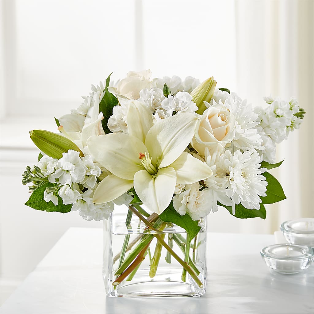 Gentle Breeze Bouquet – Calumet Florist, Calumet City IL