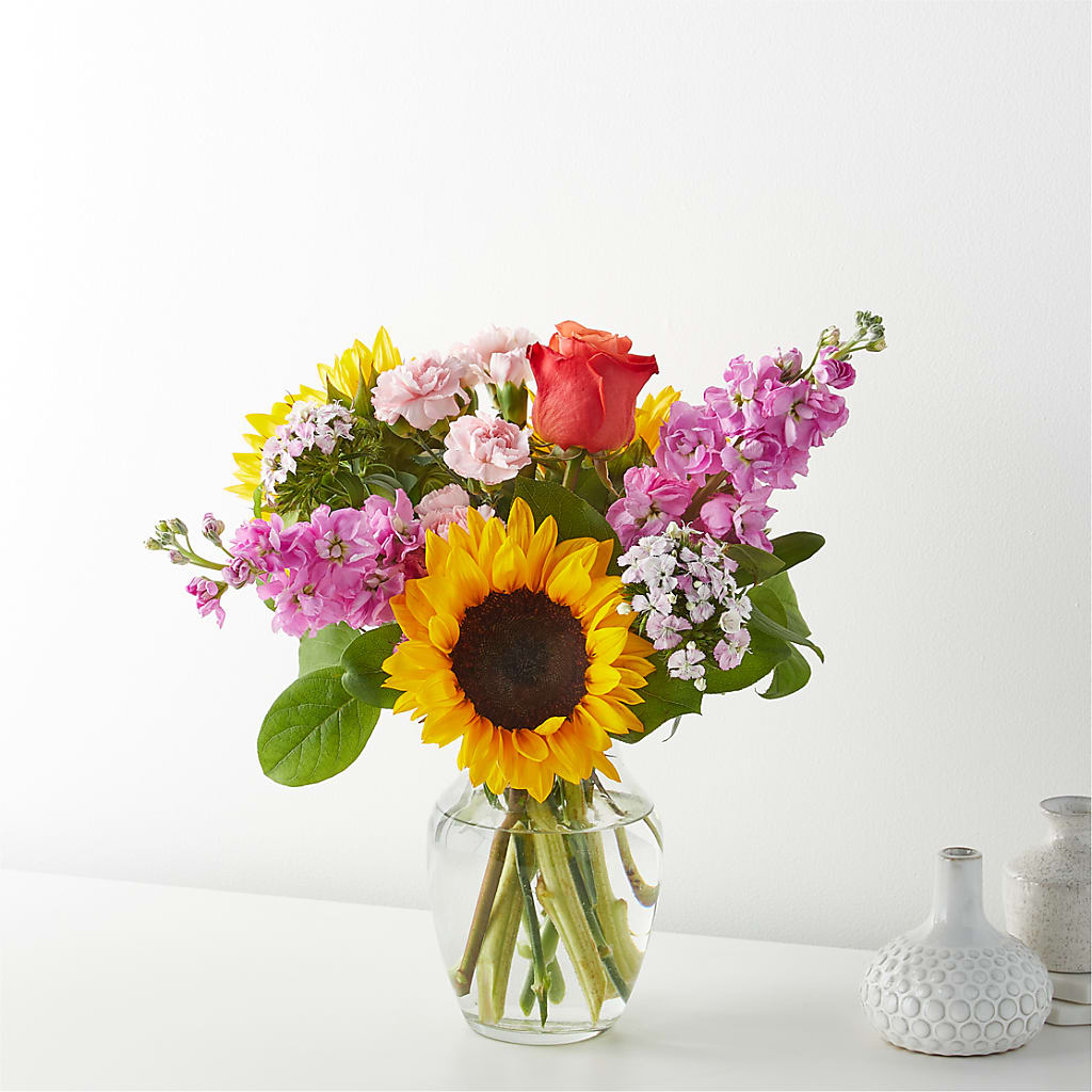 Yellow Brick Road Bouquet – Calumet Florist, Calumet City IL