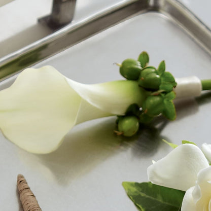 White Calla Boutonniere –  Calumet Florist, Calumet City IL